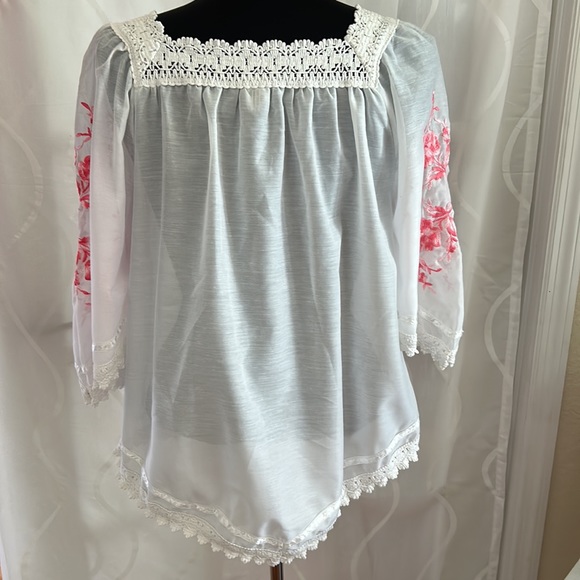 White With Pink Embroidered Floral Design Blouse - Picture 5 of 10